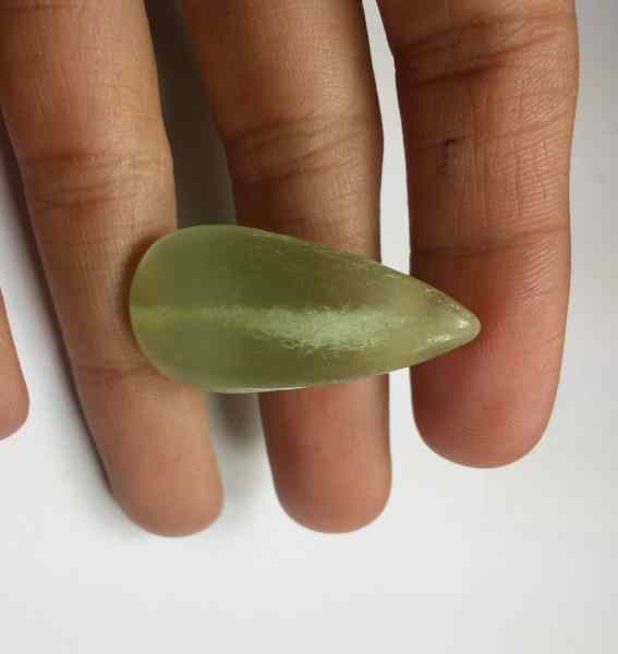 25.85 Carats Lizardite 33.91 x 16.88 x 6.06 mm