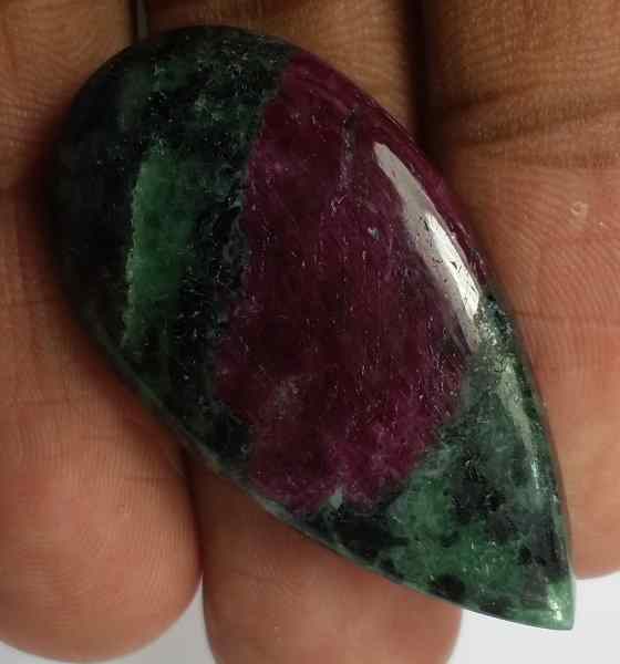 46.15 Carats Ruby Zoisite 38.40 x 20.55 x 5.75 mm
