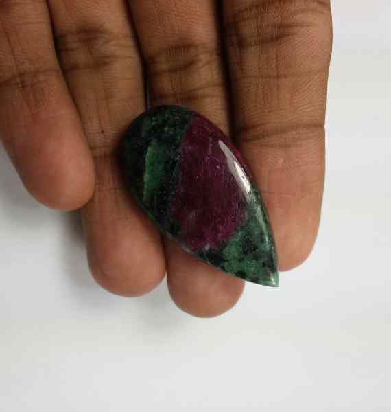 46.15 Carats Ruby Zoisite 38.40 x 20.55 x 5.75 mm