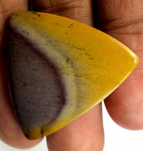 29 Carats Australian Mookaite 32.00 x 31.83 x 3.81 mm