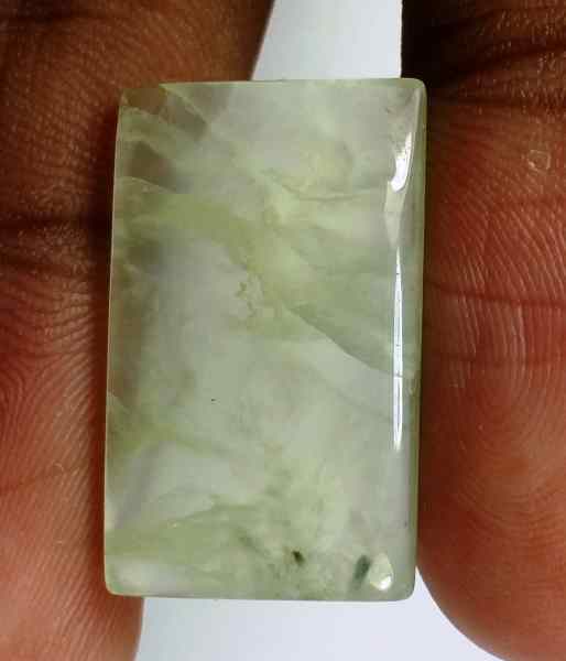 15.1 Carats Prehnite  22.16 x 13.36 x 4.15 mm