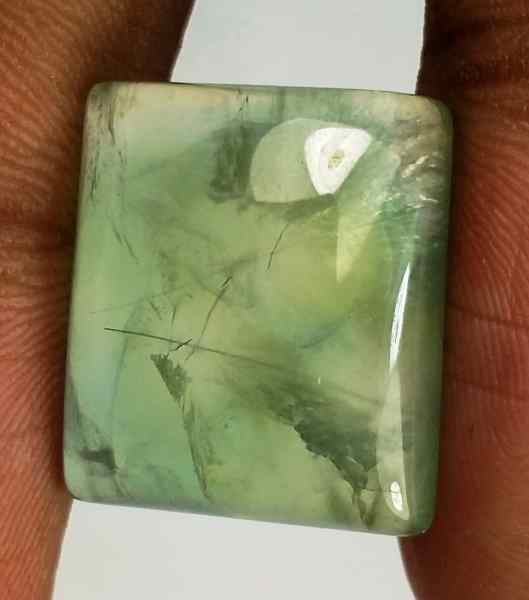 19.45 Carats Prehnite  17.45 x 15.20 x 6.45 mm
