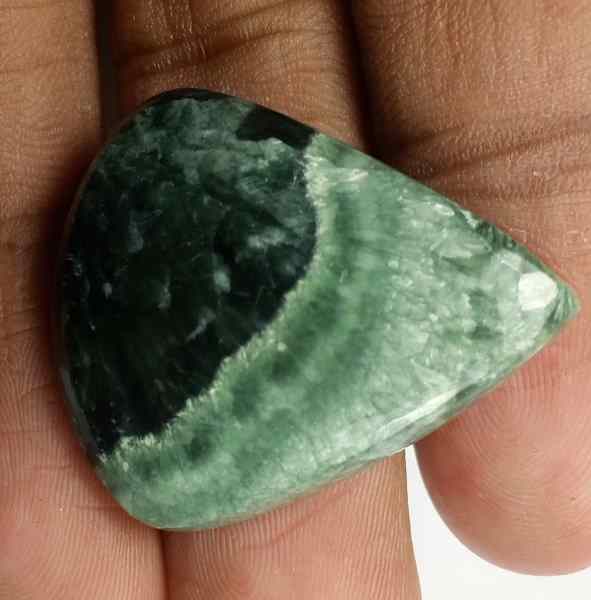 28.75 Carats Seraphinite 28.68 x 24.77 x 5.89 mm