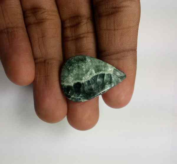 16.4 Carats Seraphinite 27.57 x 19.96 x 4.11 mm