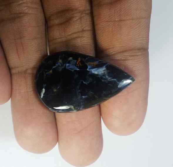17.85 Carats Pietersite 30.48 x 19.22 x 4.40 mm
