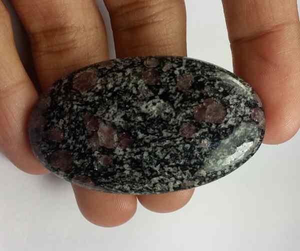 72.3 Carats Ruby Foll 47.99 x 28.52 x 5.84 mm