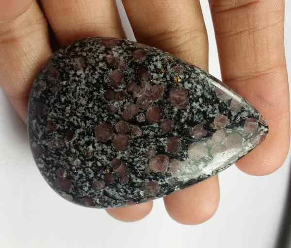 124.3 Carats Ruby Foll 52.82 x 38.12 x 7.21 mm