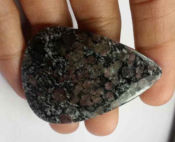 82.55 Carats Ruby Foll 50.46 x 35.62 x 5.37 mm