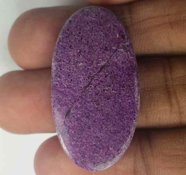 22.6 Carats Purpolite 34.82 x 18.77 x 4.36 mm