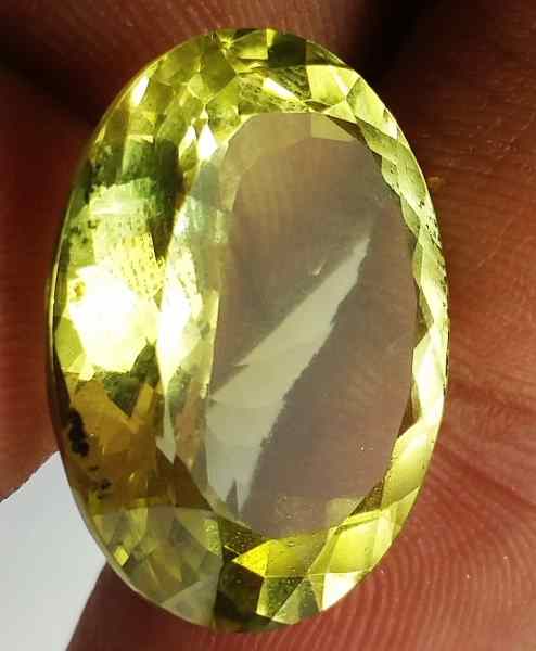 20 Carats Lemon Quartz 21.71 x 15.55 x 9.44 mm