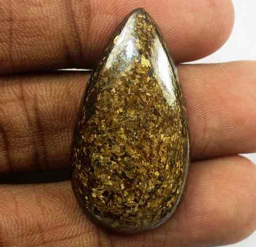 32.59 Carats Bronzite 34.51 x 18.42 x 5.29 mm