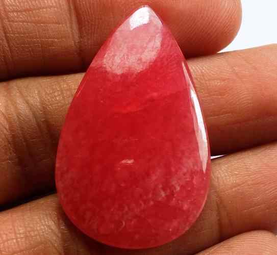 28.9 Carats Rhodochrosite 32.60 x 20.63 x 4.10 mm