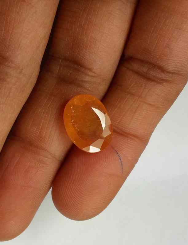11.06 Carats Yellow Sapphire 16.15 x 12.92 x 4.29 mm