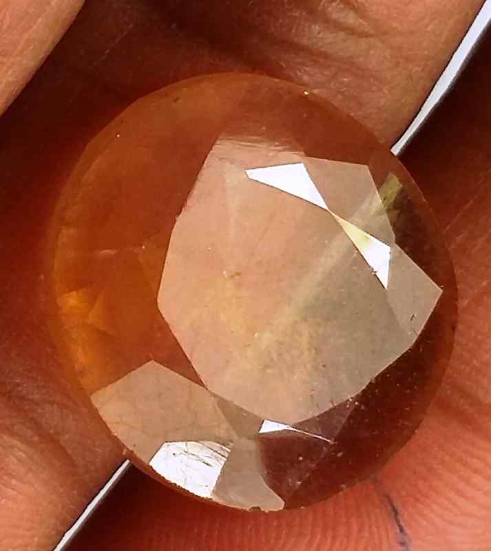 10.51 Carats Yellow Sapphire 13.21 x 10.65 x 7.15 mm