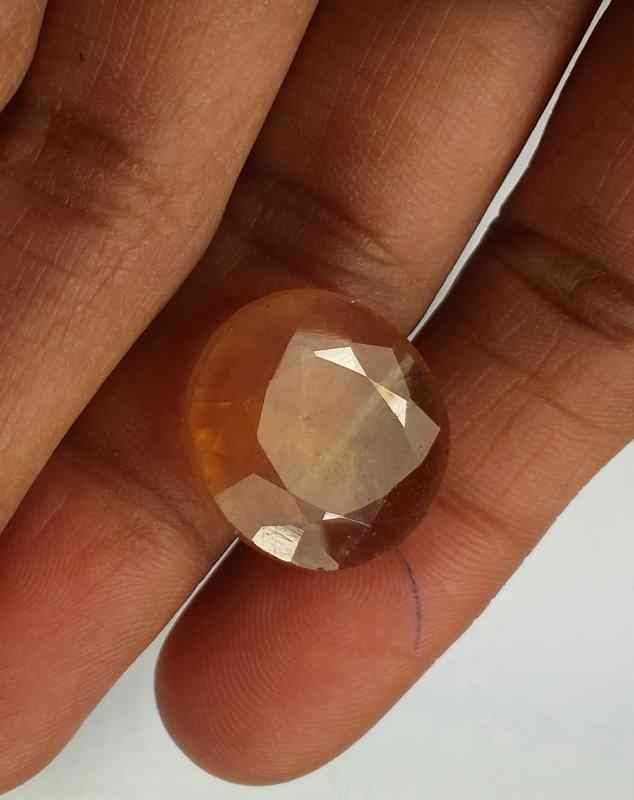 10.51 Carats Yellow Sapphire 13.21 x 10.65 x 7.15 mm