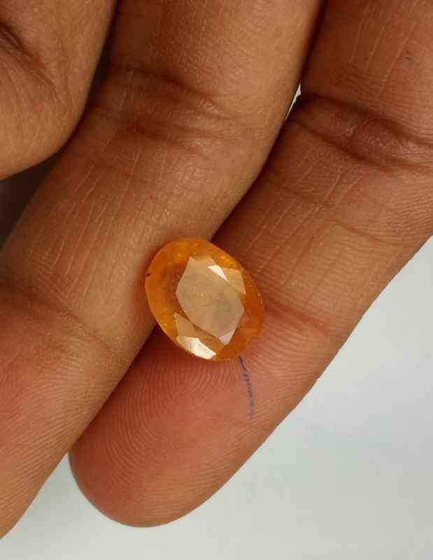10.42 Carats Yellow Sapphire 13.05 x 10.80 x 6.95 mm