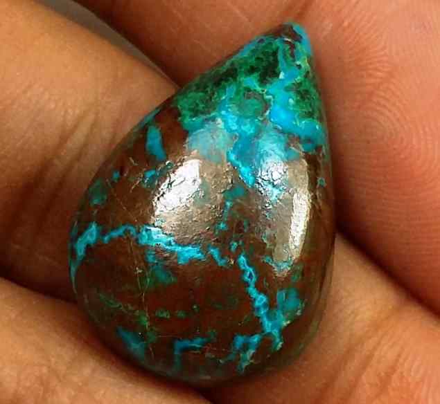14.93 Carats Chrysocolla 21.51 x 15.22 x 6.52 mm
