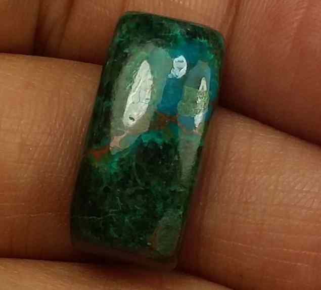 15.84 Carats Chrysocolla 19.17 x 9.56 x 5.86 mm