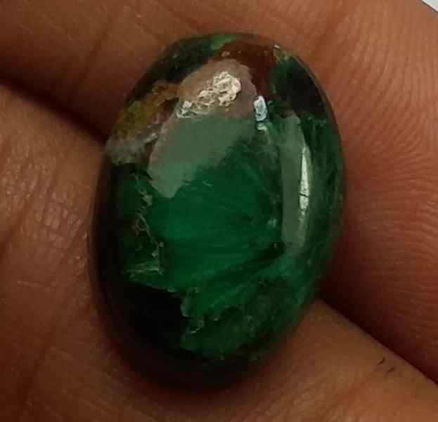 13.39 Carats Chrysocolla 16.55 x 11.53 x 5.97 mm