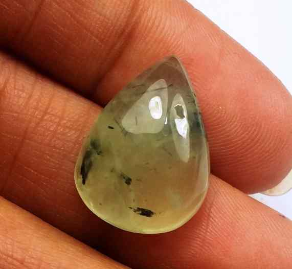 14.97 Carat Green Russian Federation Prehnite 18.60 x 13.52 x 7.32 mm