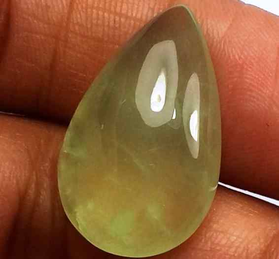13.81 Carat Green Russian Federation Prehnite 21.55 x 13.42 x 6.05 mm