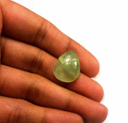 16.92 Carat Green Russian Federation Prehnite 19.21 x 14.87 x 7.46 mm