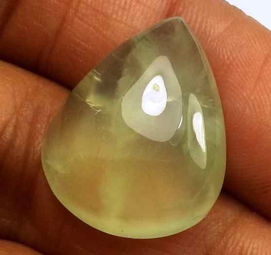 15.83 Carat Green Russian Federation Prehnite 20.23 x 15.97 x 6.26 mm