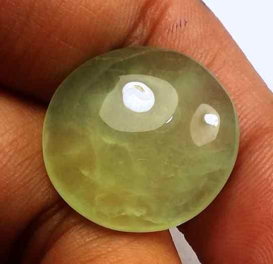 15.38 Carat Green Russian Federation Prehnite 17.94 x 17.76 x 5.74 mm