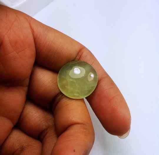 15.38 Carat Green Russian Federation Prehnite 17.94 x 17.76 x 5.74 mm