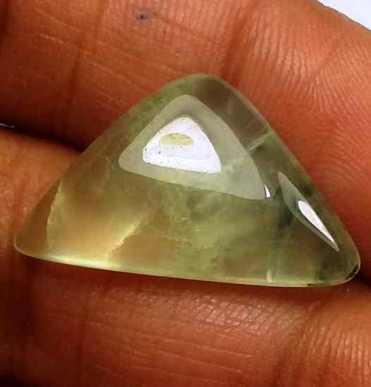 9.49 Carat Green Russian Federation Prehnite 21.19 x 12.76 x 4.11 mm