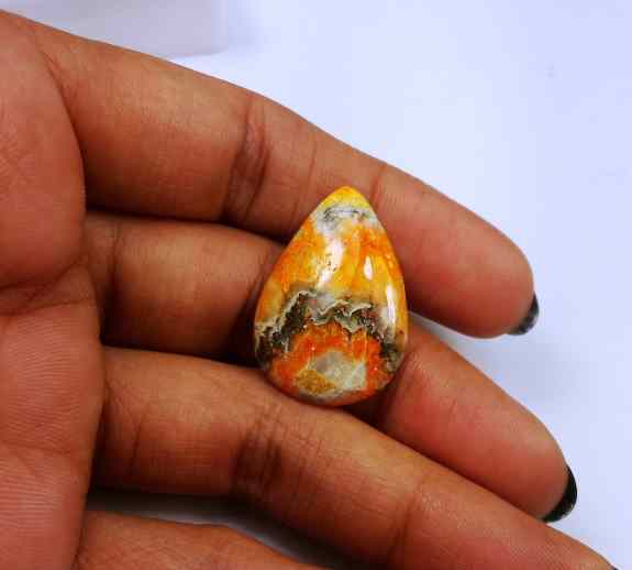 13.63 Carat Yellow-Orange India Bumble Bee 26.94 x 18.40 x 4.10 mm