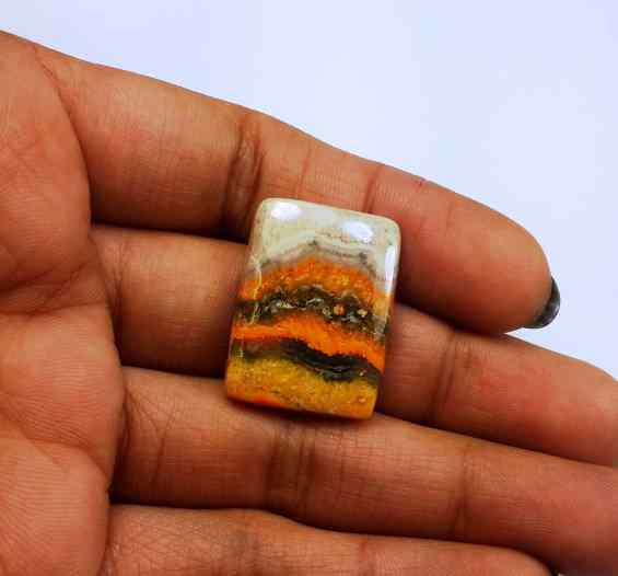 23.74 Carat Yellow-Orange India Bumble Bee 24.03 x 17.94 x 5.01 mm