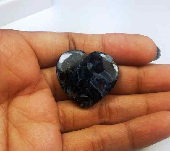 24.34 Carats Pietersite 28.62 x 25.88 x 4.21 mm