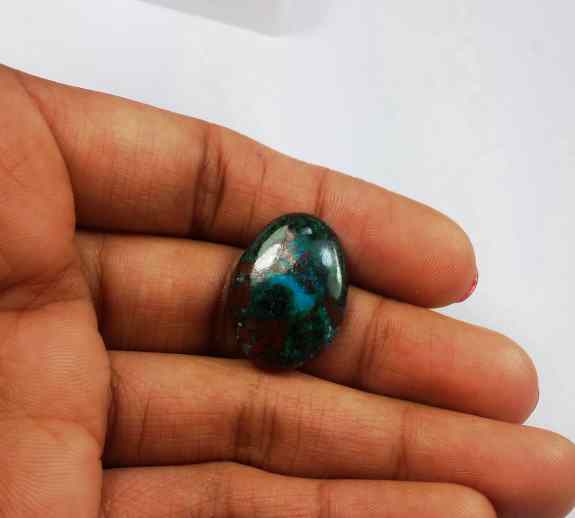 15.98 Carats Chrysocolla 21.99 x 16.00 x 4.72 mm