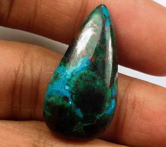 17.49 Carats Chrysocolla 27.36 x 13.90 x 4.75 mm