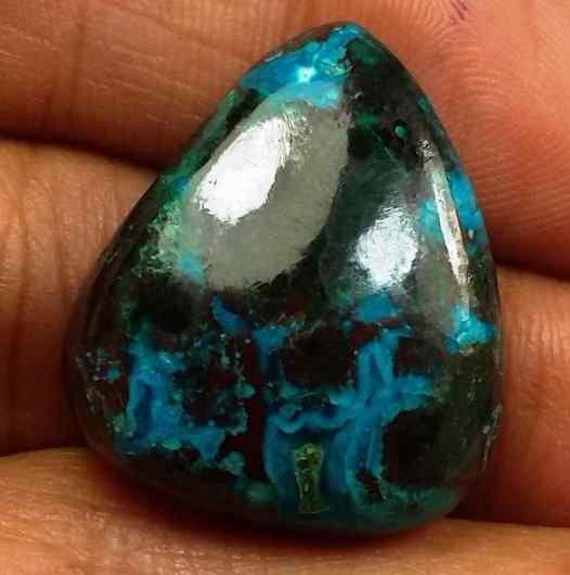 27.32 Carats Chrysocolla 22.25 x 18.87 x 6.98 mm