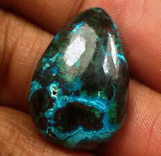 14.95 Carats Chrysocolla 21.84 x 14.67 x 5.30 mm