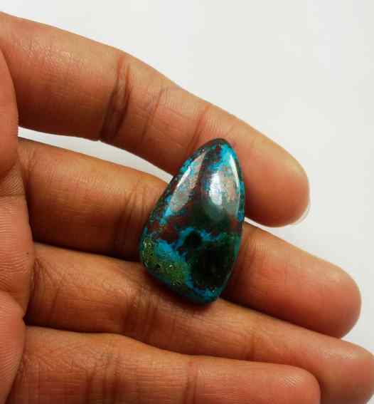 26.72 Carats Chrysocolla 27.60 x 16.87 x 5.82 mm