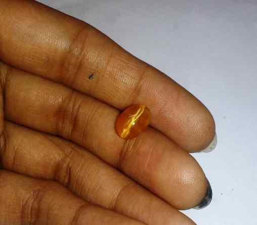 1.79 Carat Yellowish Brown  Kanak Khet Chrysoberyl Cat's Eye 8.67 x 6.20 x 5.33 mm