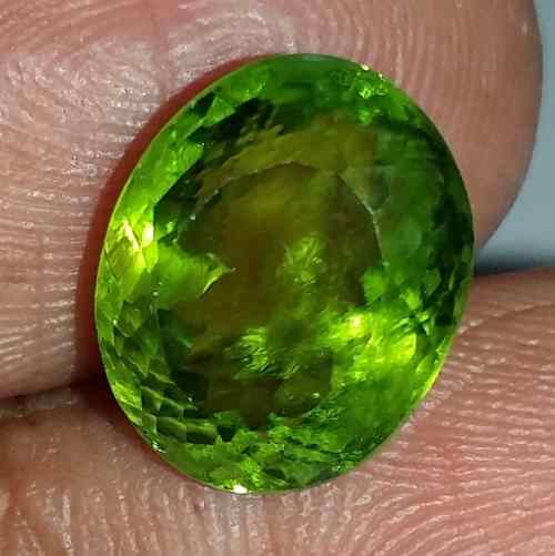 5.68 Carat Green Peridot 11.70x9.35x6.28mm