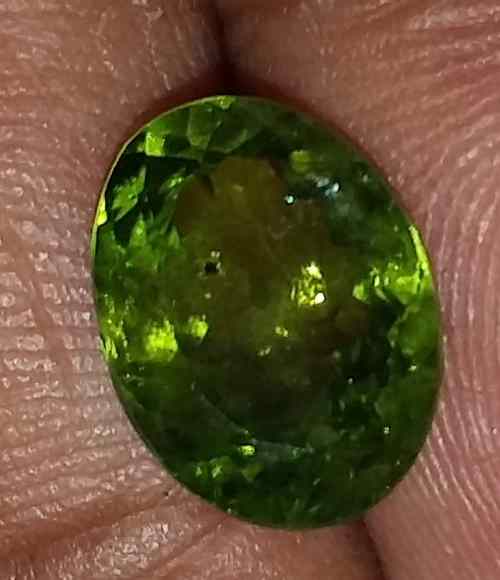4.76 Carats Green Peridot 11.90x9.07x5.75mm