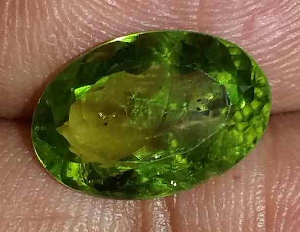 5.36 Carats Green Peridot 13.61x9.28x5.55mm