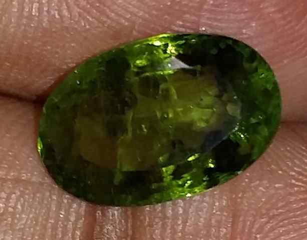 5.86 Carats Green Peridot 13.60x9.05x6.00mm