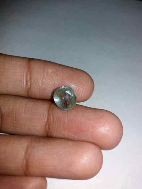 2.75 Carats Greenish Blue Sapphire 8.16x7.42x4.40mm