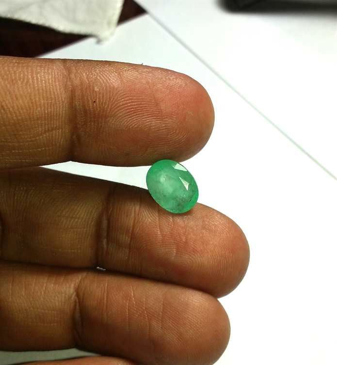 4.15 Carats Colombian Emerald 10.87 x 8.50 x 6.95 mm
