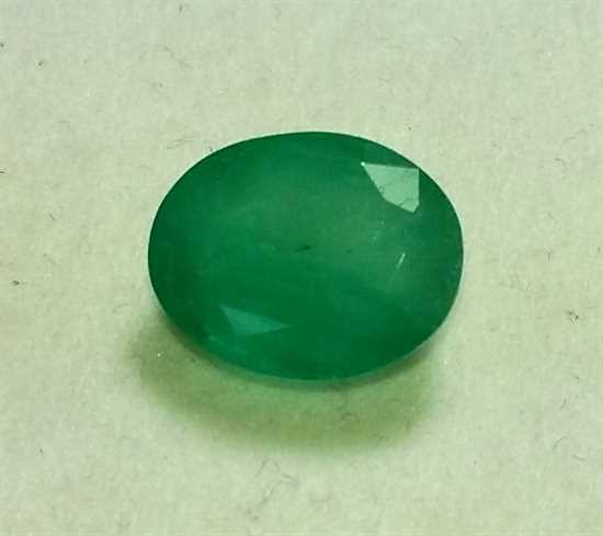 5.64 Carats Colombian Emerald 12.65 x 9.95 x 6.55 mm