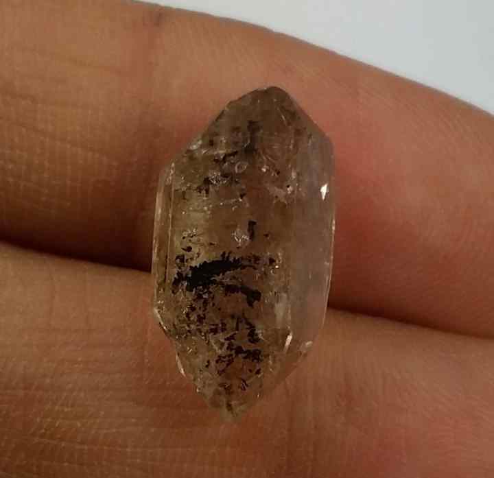 6.55 Carats Herkimer Diamond 16.96 X 18.88 X 7.06 mm