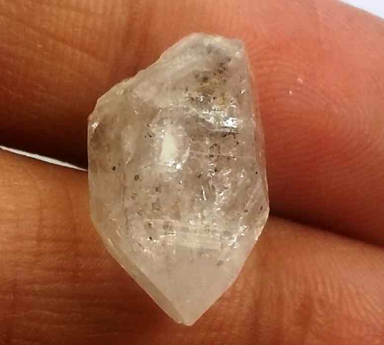 7.75 Carats Herkimer Diamond 17.72 X 8.71 X 6.72 mm