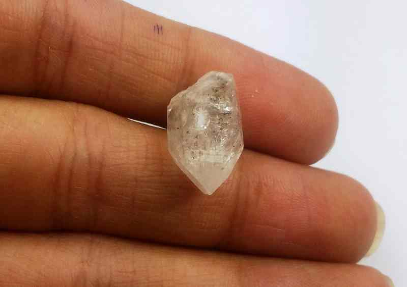 7.75 Carats Herkimer Diamond 17.72 X 8.71 X 6.72 mm