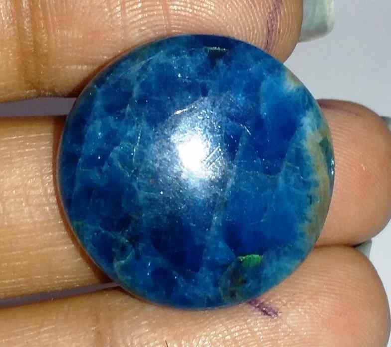 27.78 Carats Neon Apatite 21.95 X 21.65 X 5.68 mm